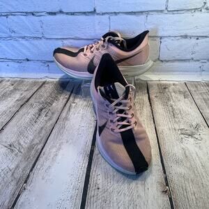 NIKE Women’s Zoom Pegasus 35 Turbo Running Shoe / Size: 8.5